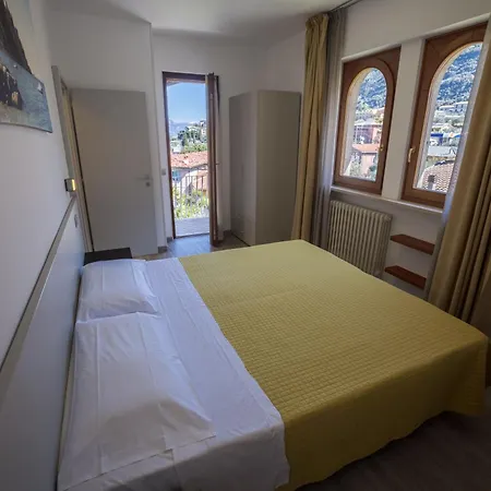 La Madrugada Apart-hotel Malcesine